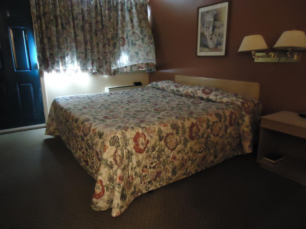 Canadian Motor Hotel Sault Ste. Marie Zewnętrze zdjęcie