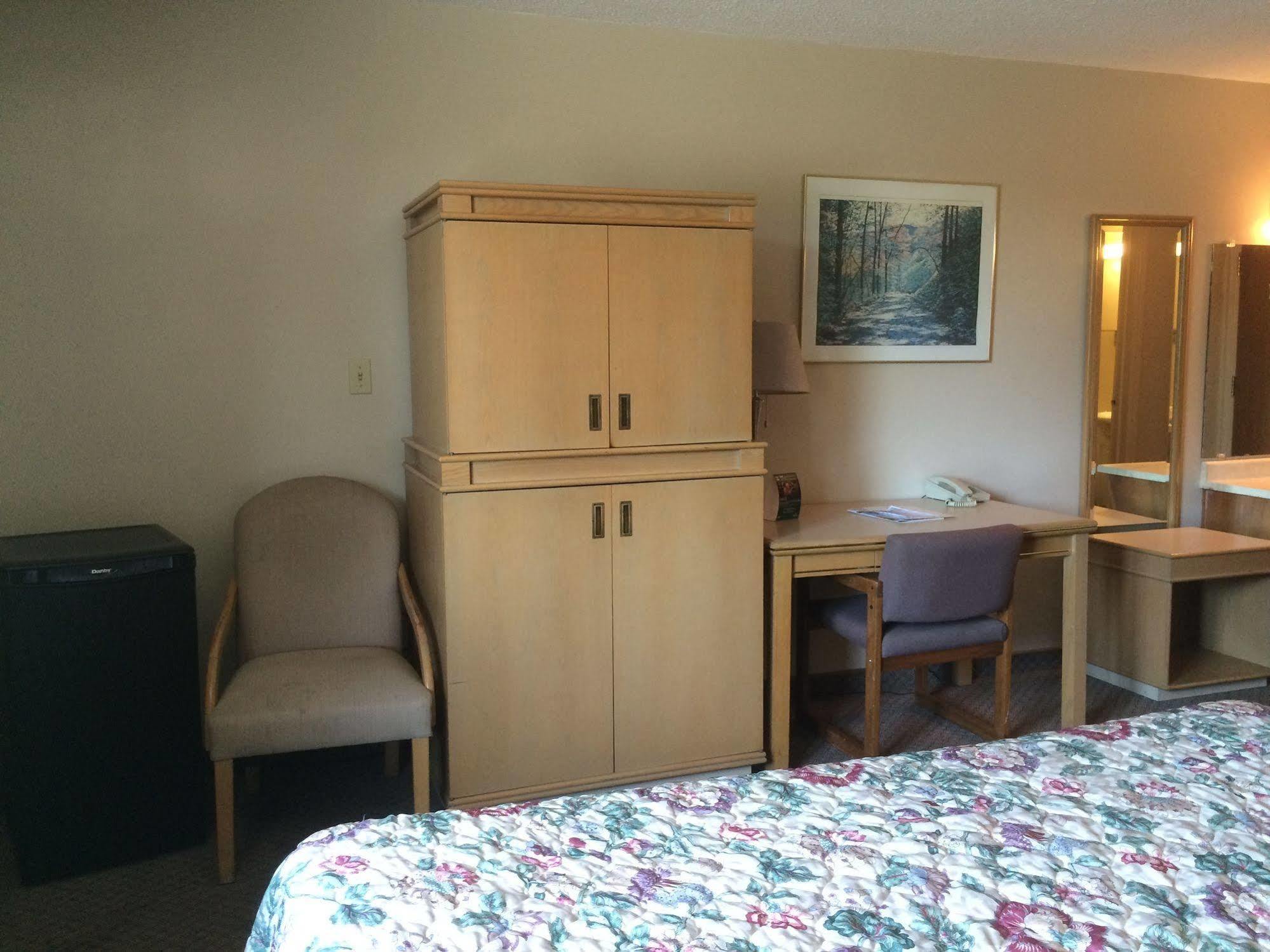 Canadian Motor Hotel Sault Ste. Marie Zewnętrze zdjęcie